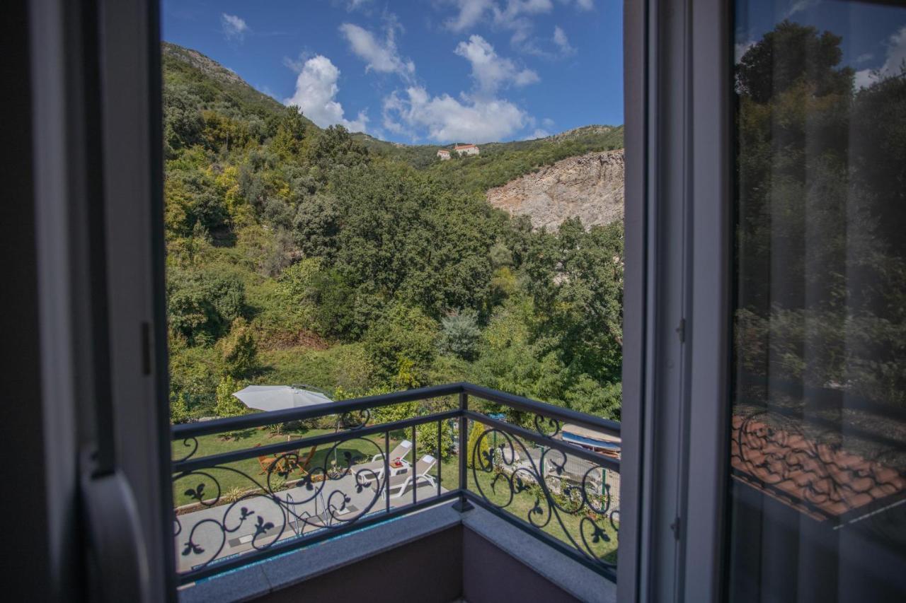 Apartments Gvozdenovic Херцег-Нови Экстерьер фото